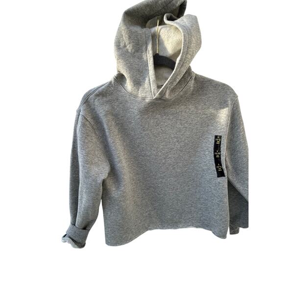 Trini Skies Kids Gray Pullover Hoodie Size 10-12 Cropped Casual - Picture 1 of 10
